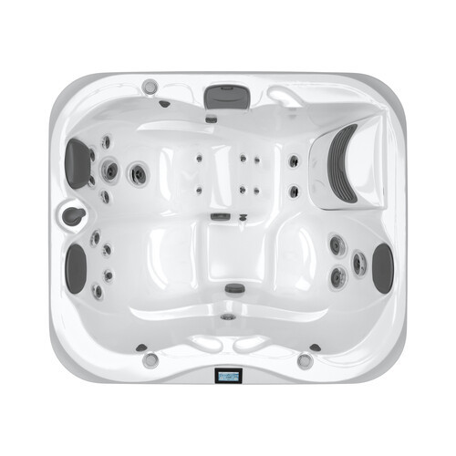 Jacuzzi® J-315IP™ HOT TUB