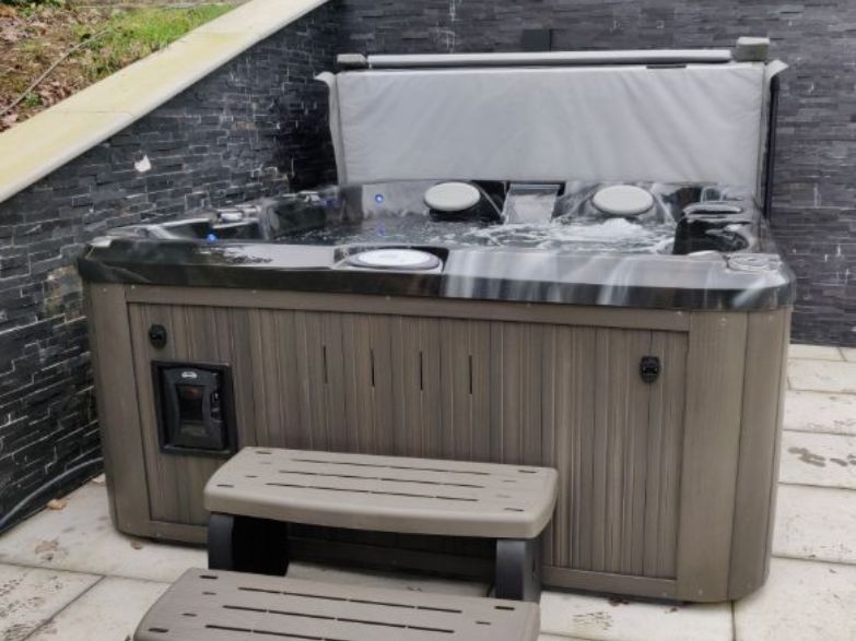 How efficient are Jacuzzi® Hot Tubs?